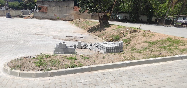 Polícia identifica construção de estacionamento em Itaguaí, sem licença ambiental específica